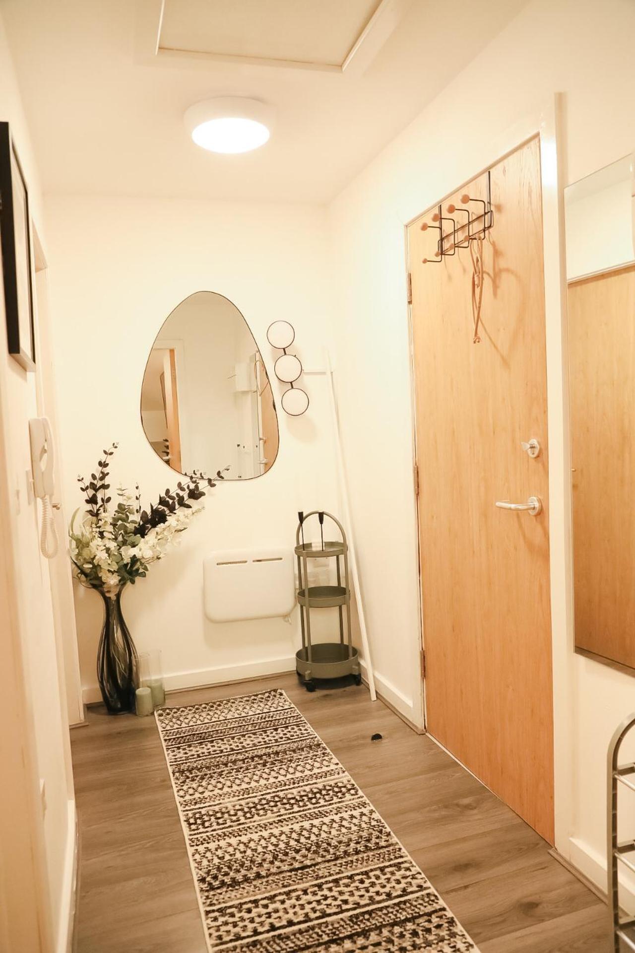 1 Bedroom Apartment Bradford City Centre Foster Square Екстериор снимка