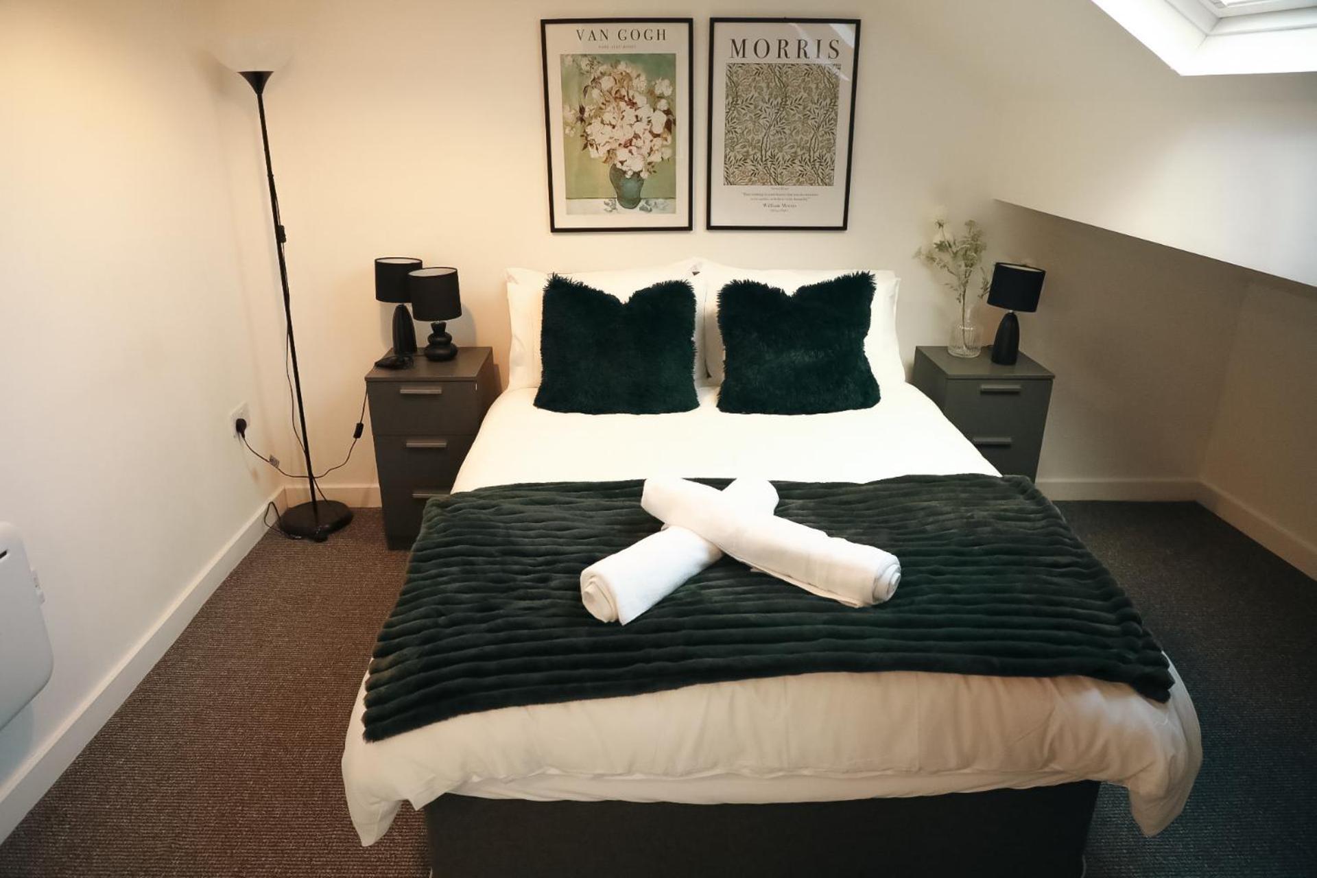 1 Bedroom Apartment Bradford City Centre Foster Square Екстериор снимка