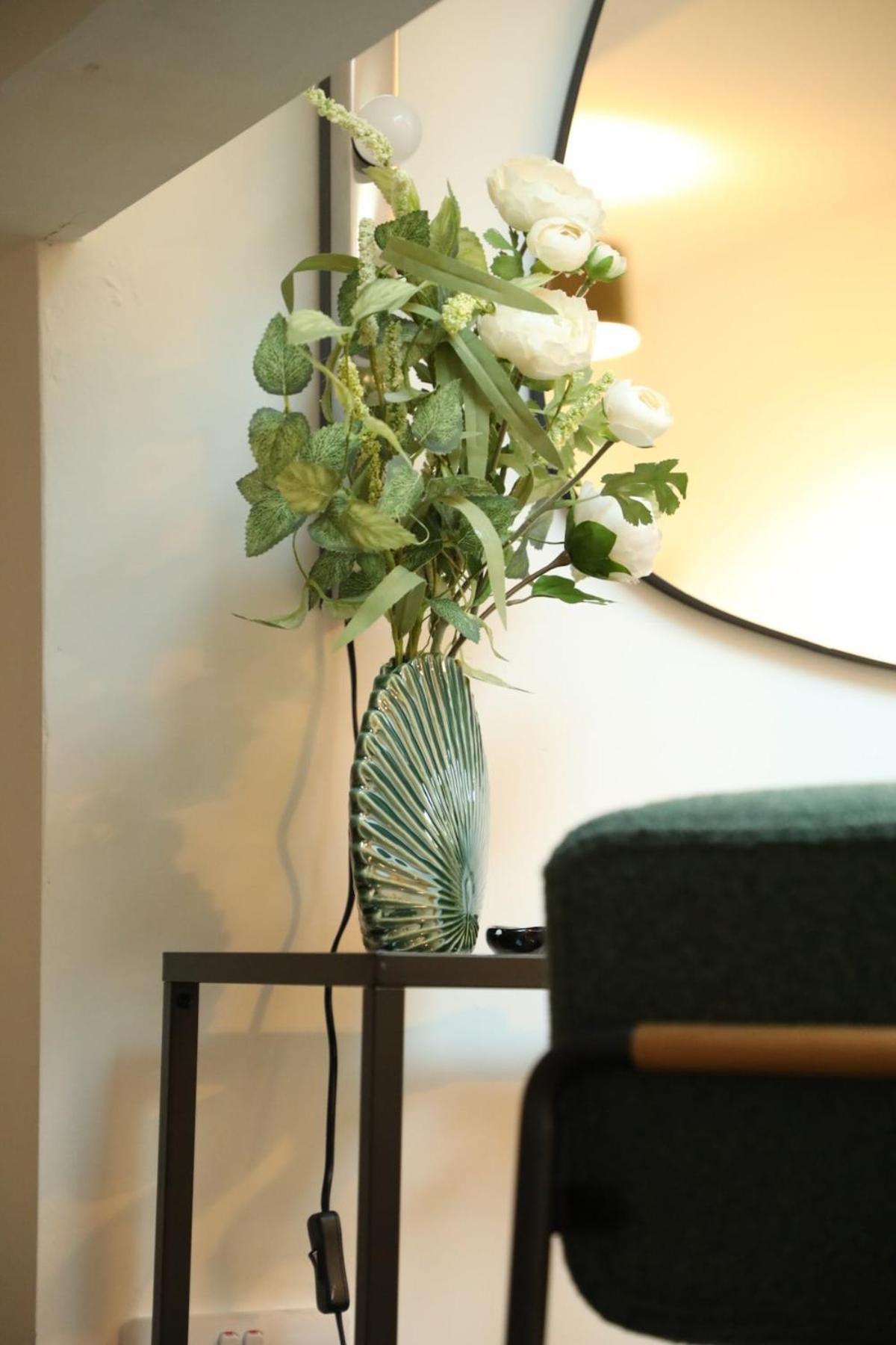 1 Bedroom Apartment Bradford City Centre Foster Square Екстериор снимка